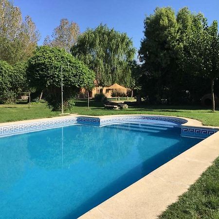 Villa Complejo Rural La Badia Lucillos Esterno foto