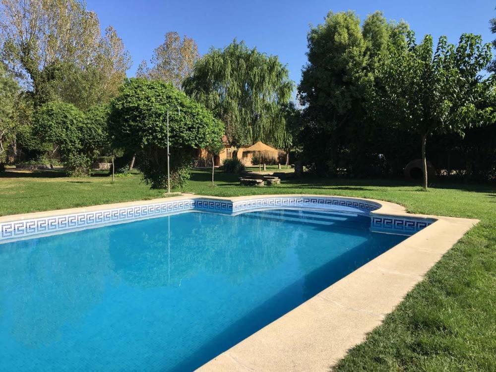 Villa Complejo Rural La Badia Lucillos Esterno foto